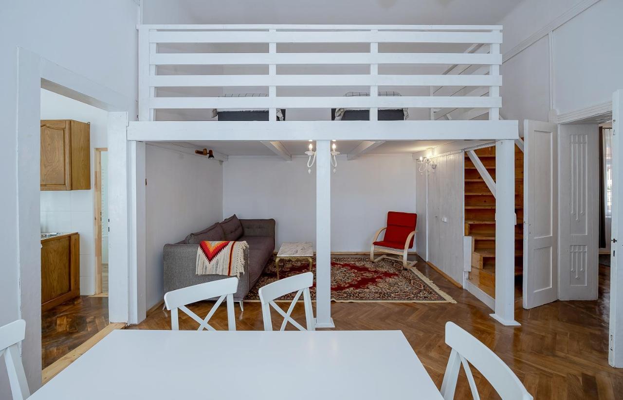 Konradowka Apartment *