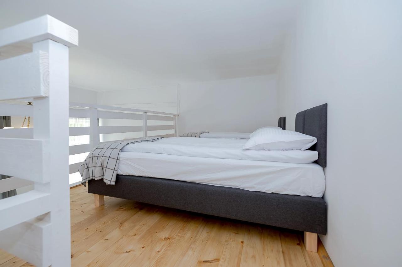 Konradowka Apartment *
